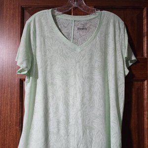 Tek Gear Essential Short Sleeve V-Neck Tee